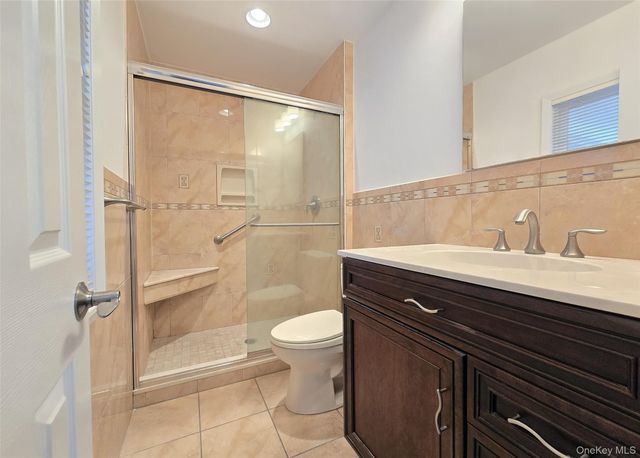 35 Segatogue Lane, South Setauket, NY 11720