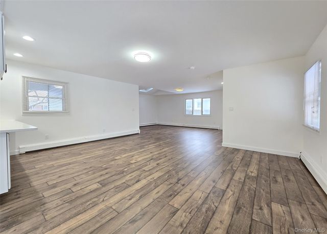 35 Segatogue Lane, South Setauket, NY 11720