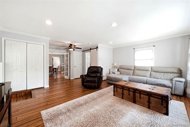 11 Tern Court, East Islip, NY 11730
