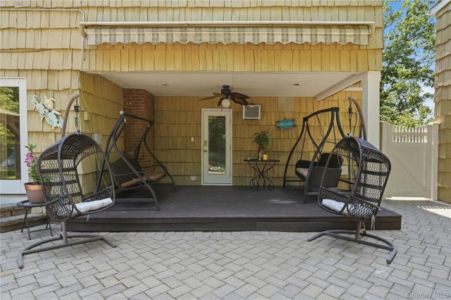 11 Tern Court, East Islip, NY 11730