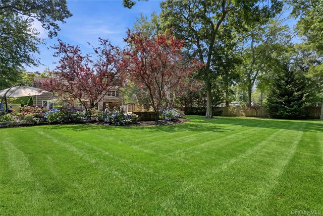 11 Tern Court, East Islip, NY 11730