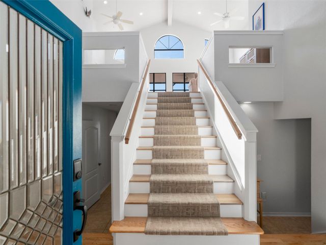 13805 Skyline DR, Austin, TX 78732