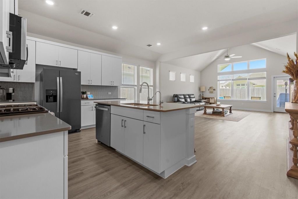 12805 Albatross PASS, Manor, TX 78653