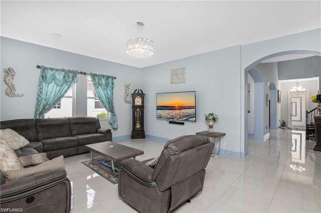 2181 Vardin PL, Naples, FL 34120