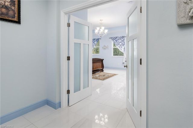 2181 Vardin PL, Naples, FL 34120