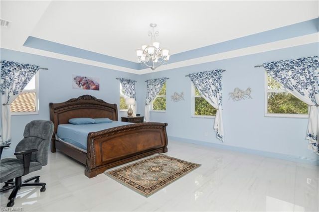 2181 Vardin PL, Naples, FL 34120