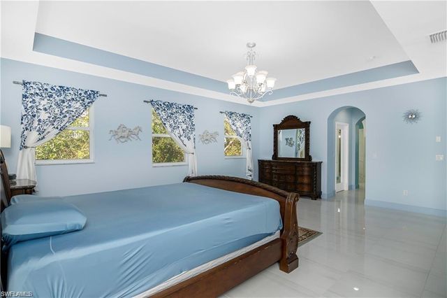 2181 Vardin PL, Naples, FL 34120