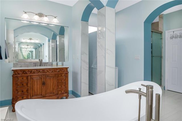 2181 Vardin PL, Naples, FL 34120