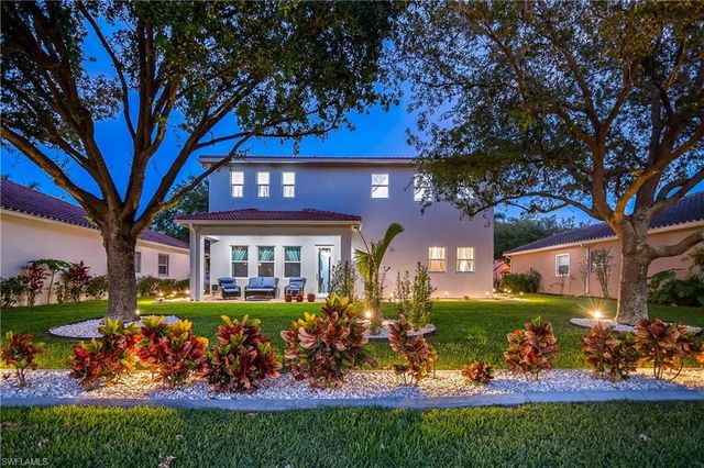 2181 Vardin PL, Naples, FL 34120