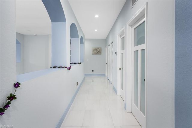 2181 Vardin PL, Naples, FL 34120