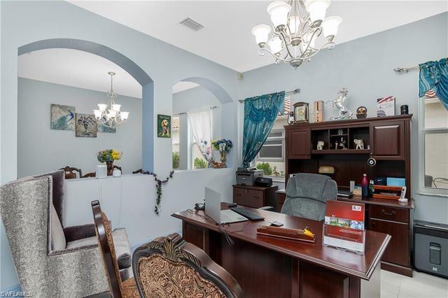 2181 Vardin PL, Naples, FL 34120