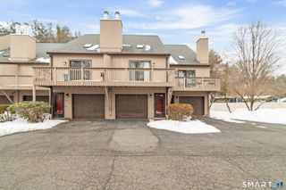 29 Moss Avenue 23, Seymour, CT 06483