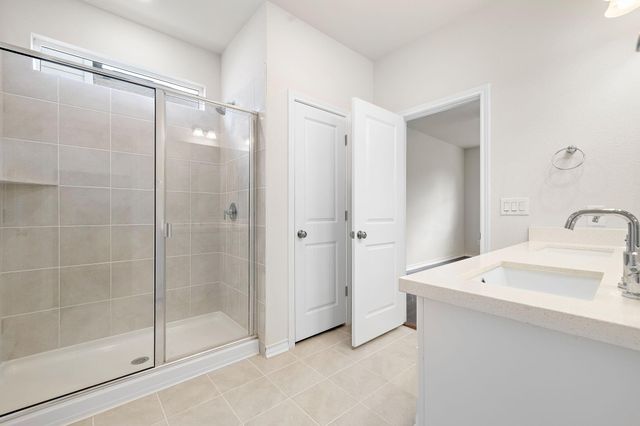 316 Caisson TRL, Liberty Hill, TX 78642