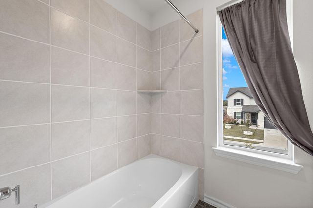 316 Caisson TRL, Liberty Hill, TX 78642