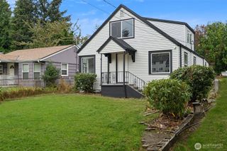 15421 10th Avenue SW, Burien, WA 98166