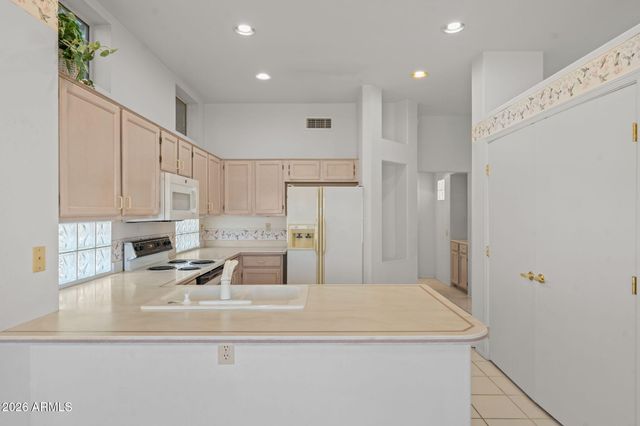 13604 W ROBERTSON Drive, Sun City West, AZ 85375