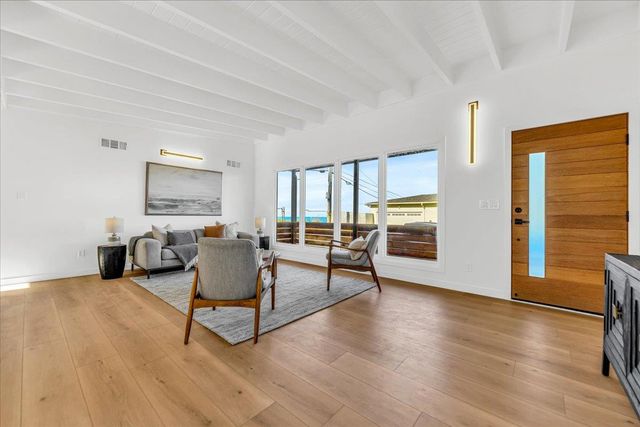 60 Wavecrest Drive, Daly City, CA 94015