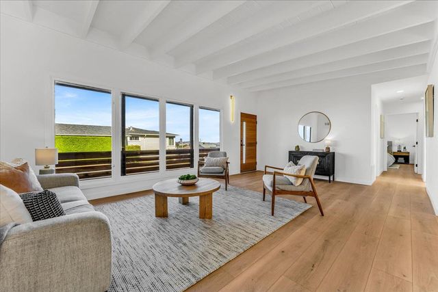 60 Wavecrest Drive, Daly City, CA 94015