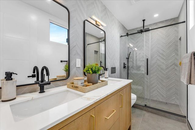 60 Wavecrest Drive, Daly City, CA 94015