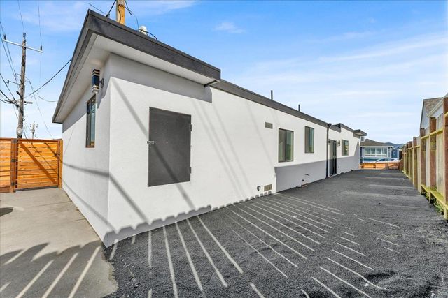 60 Wavecrest Drive, Daly City, CA 94015