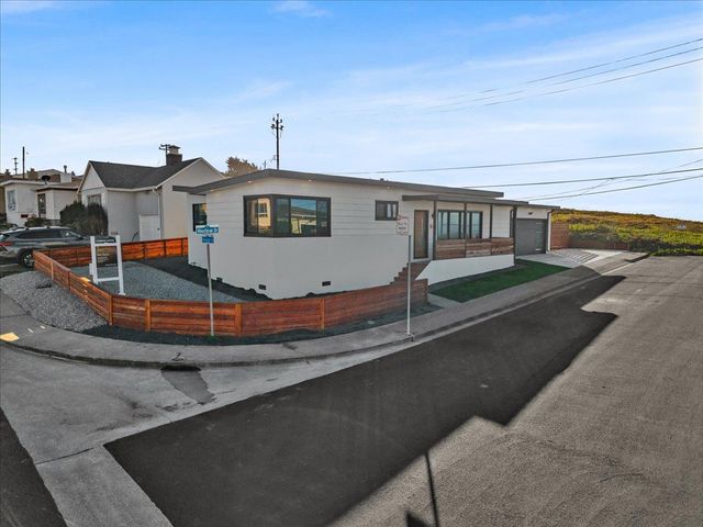 60 Wavecrest Drive, Daly City, CA 94015