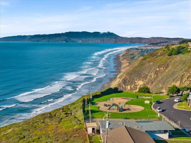 60 Wavecrest Drive, Daly City, CA 94015