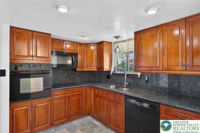 2189 Kistler Avenue, Lower Saucon Twp, PA 18015