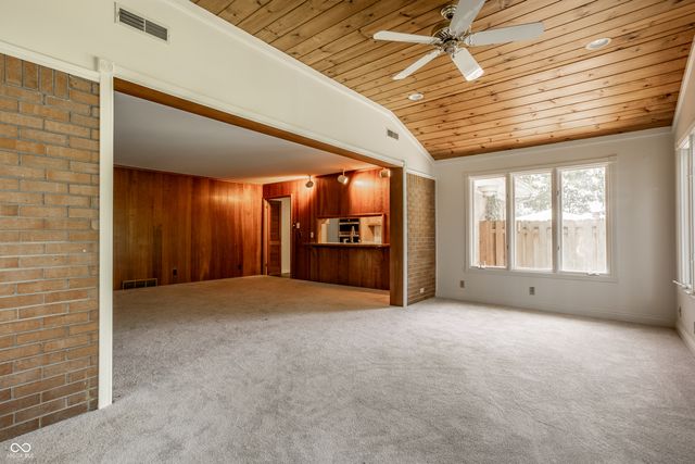 8530 Washington Boulevard, Indianapolis, IN 46240