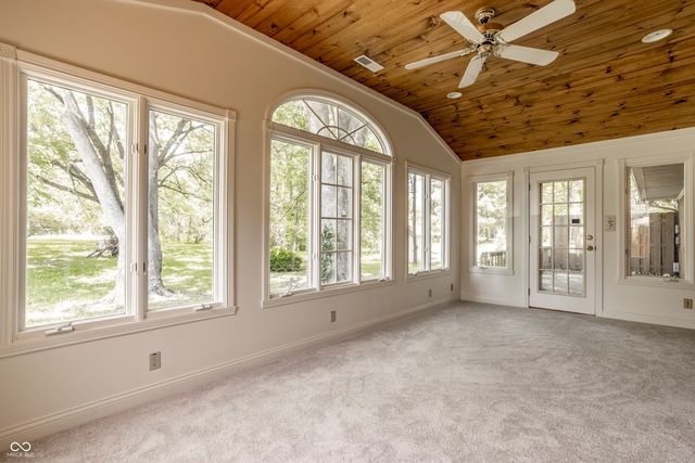 8530 Washington Boulevard, Indianapolis, IN 46240