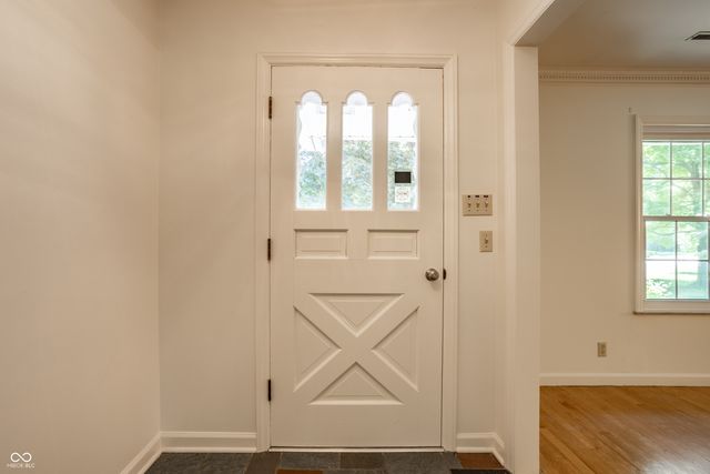 8530 Washington Boulevard, Indianapolis, IN 46240