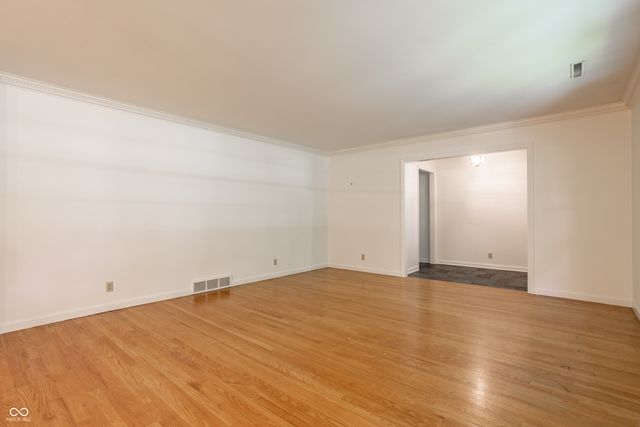 8530 Washington Boulevard, Indianapolis, IN 46240