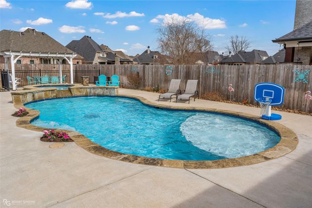 604 Dumaine Drive, Bossier City, LA 71111