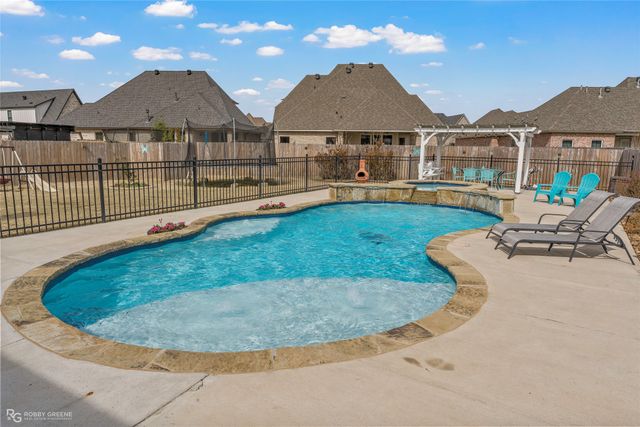 604 Dumaine Drive, Bossier City, LA 71111