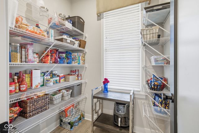 19918 Chatham Green Drive, Westfield, IN 46074