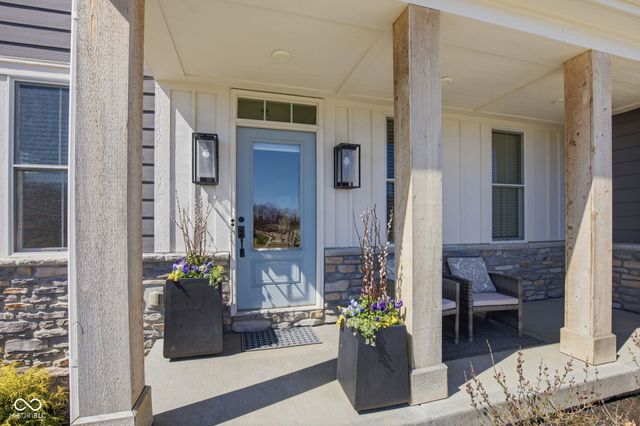 19918 Chatham Green Drive, Westfield, IN 46074