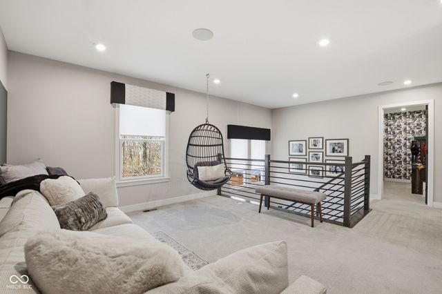 19918 Chatham Green Drive, Westfield, IN 46074