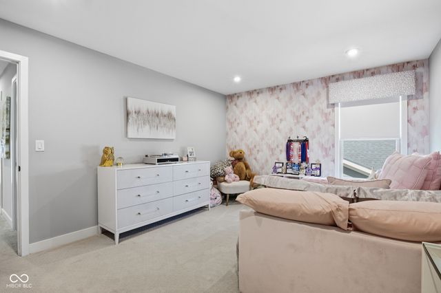 19918 Chatham Green Drive, Westfield, IN 46074