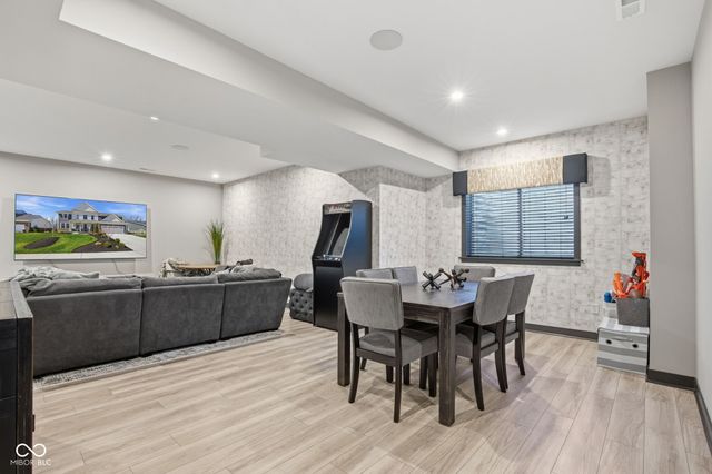 19918 Chatham Green Drive, Westfield, IN 46074