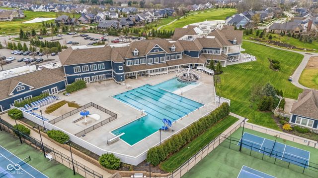 19918 Chatham Green Drive, Westfield, IN 46074