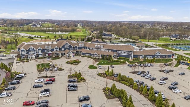 19918 Chatham Green Drive, Westfield, IN 46074