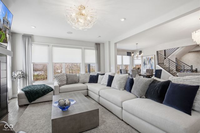 19918 Chatham Green Drive, Westfield, IN 46074