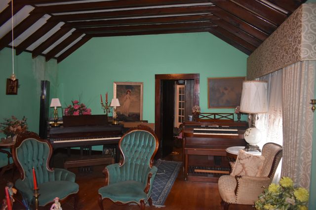 209 Hillcrest Dr, Madison, TN 37115