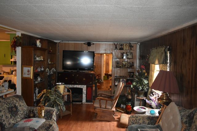 209 Hillcrest Dr, Madison, TN 37115