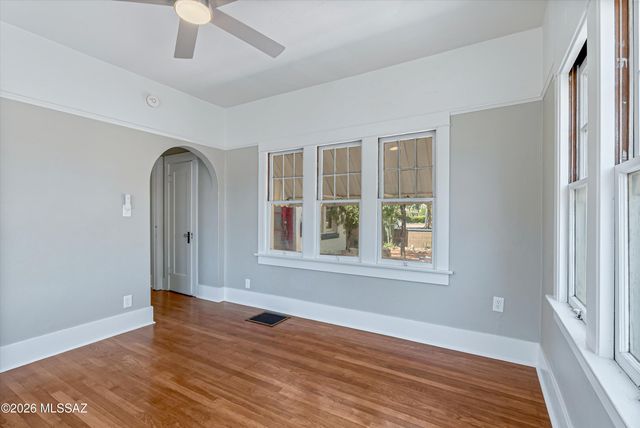 1902 E Hawthorne Street, Tucson, AZ 85719