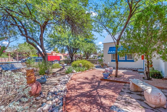 1902 E Hawthorne Street, Tucson, AZ 85719