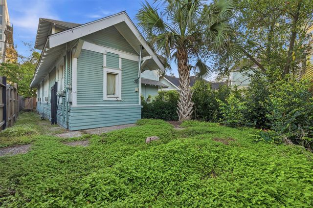 3308 Yupon Street, Houston, TX 77006