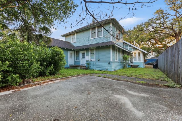 3308 Yupon Street, Houston, TX 77006
