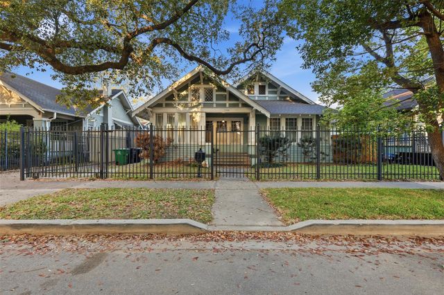 3308 Yupon Street, Houston, TX 77006