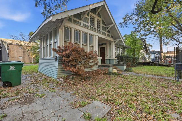 3308 Yupon Street, Houston, TX 77006