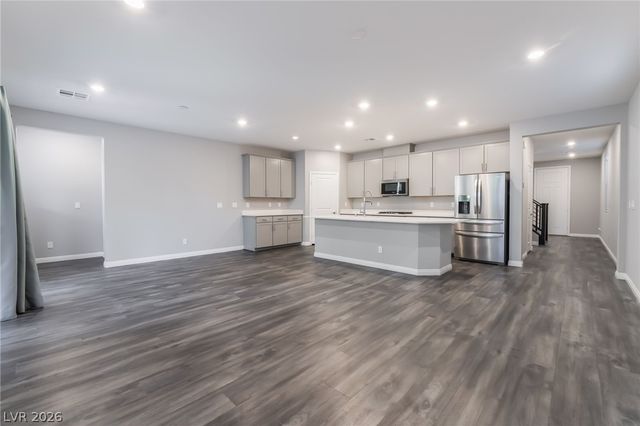 909 Riverlawn Place, Las Vegas, NV 89138